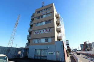 SUN ZEUSビル高岡の物件外観写真